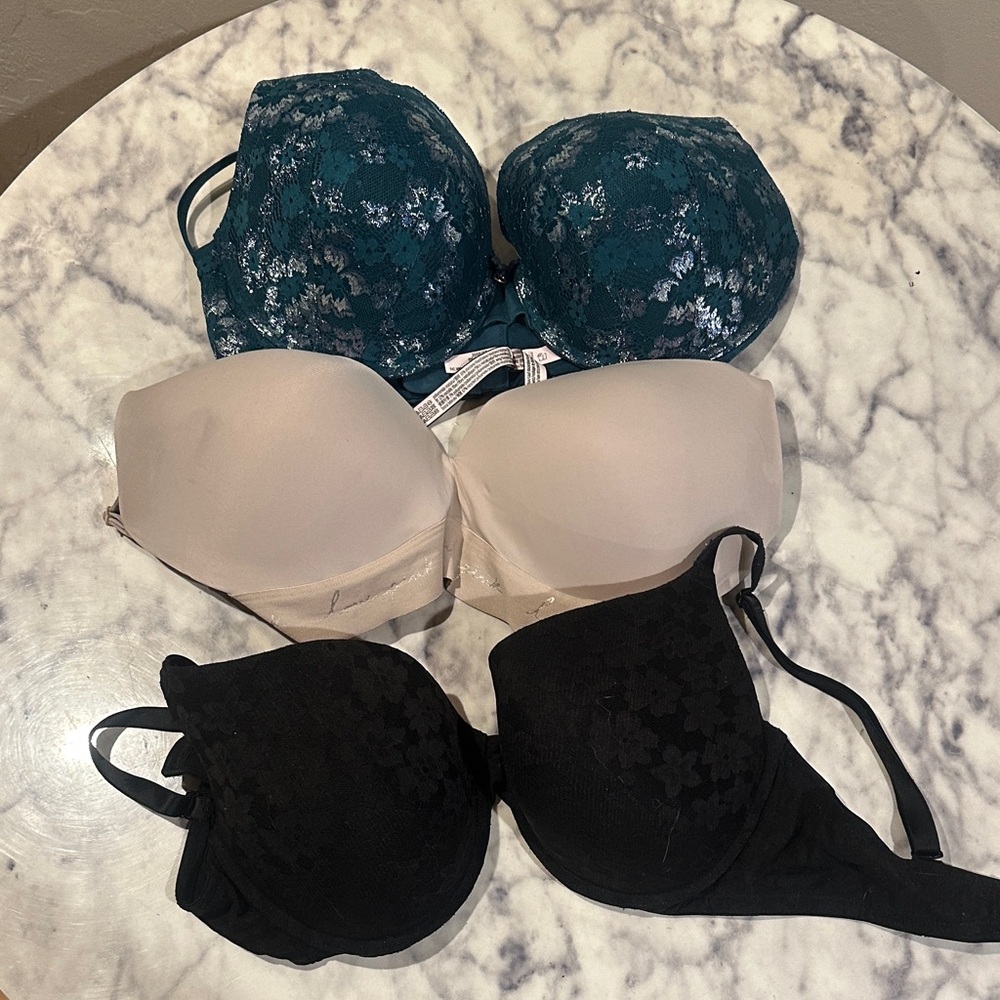 Victoria's Secret Lace Bra Trio - Teal, Cream, Black